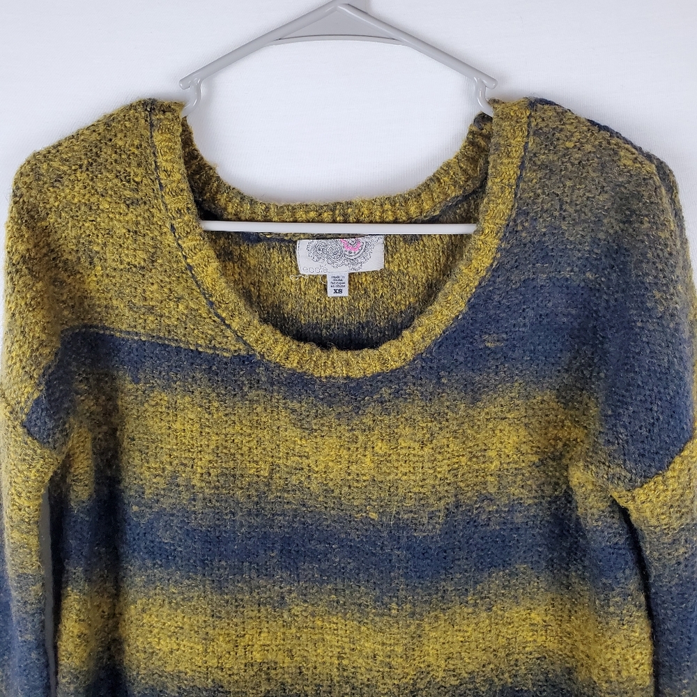 Ecote (Urban Outfitters) sweater - Picture 3 of 6